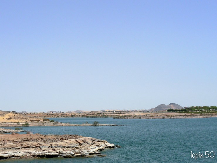 voiles-sur-les-filles-en-barques-sur-le-nil-absolutelyfemme.com