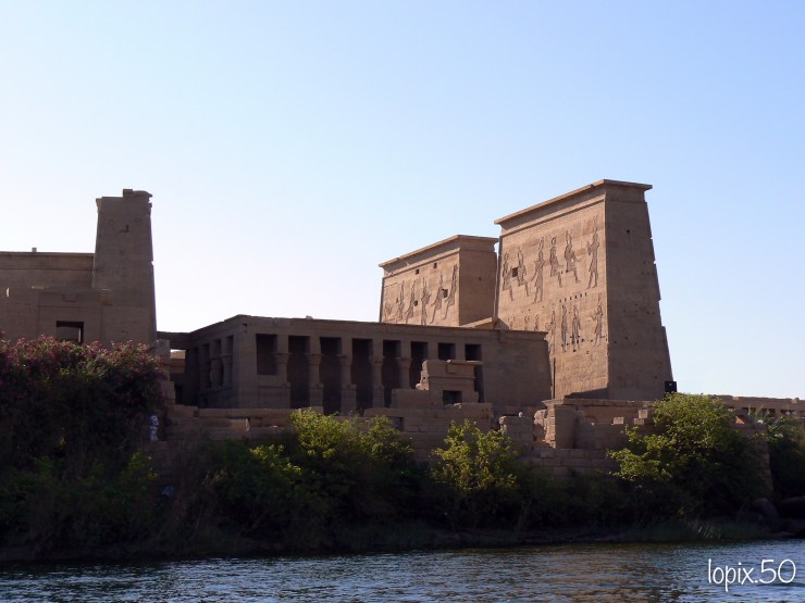 voiles-sur-les-filles-en-barques-sur-le-nil-absolutelyfemme.com